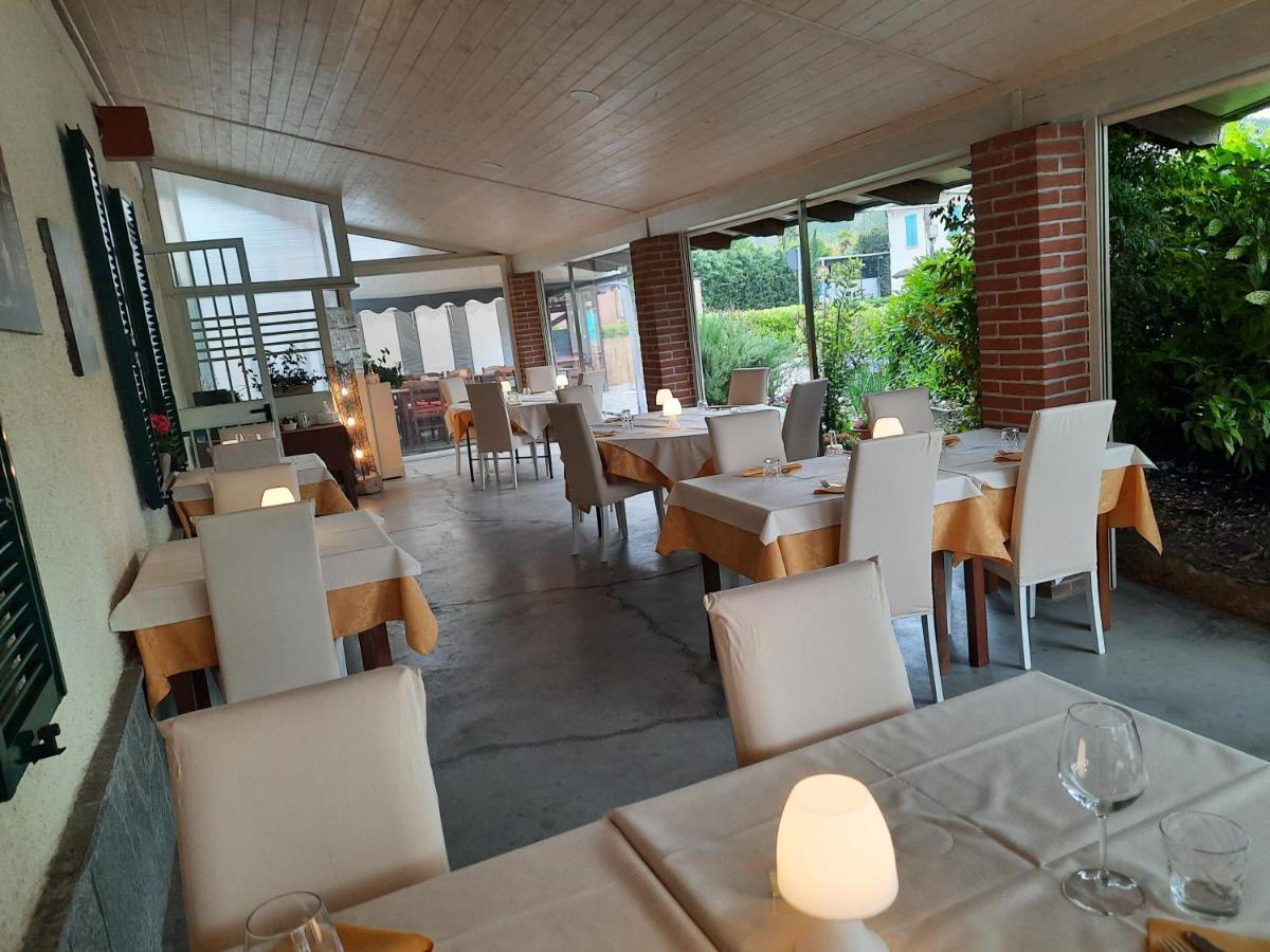 Locanda Della Luna Rossa Calosso المظهر الخارجي الصورة